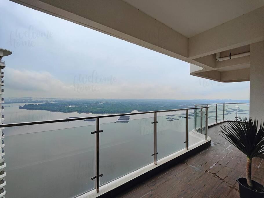Bay Laurel, Country Garden Danga Bay Homestay By Welcome Home Johor Bahru Exterior foto